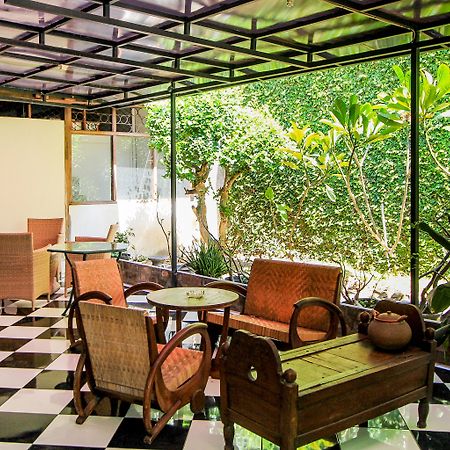 Santo Guest House Tropodo Brebek Zewnętrze zdjęcie
