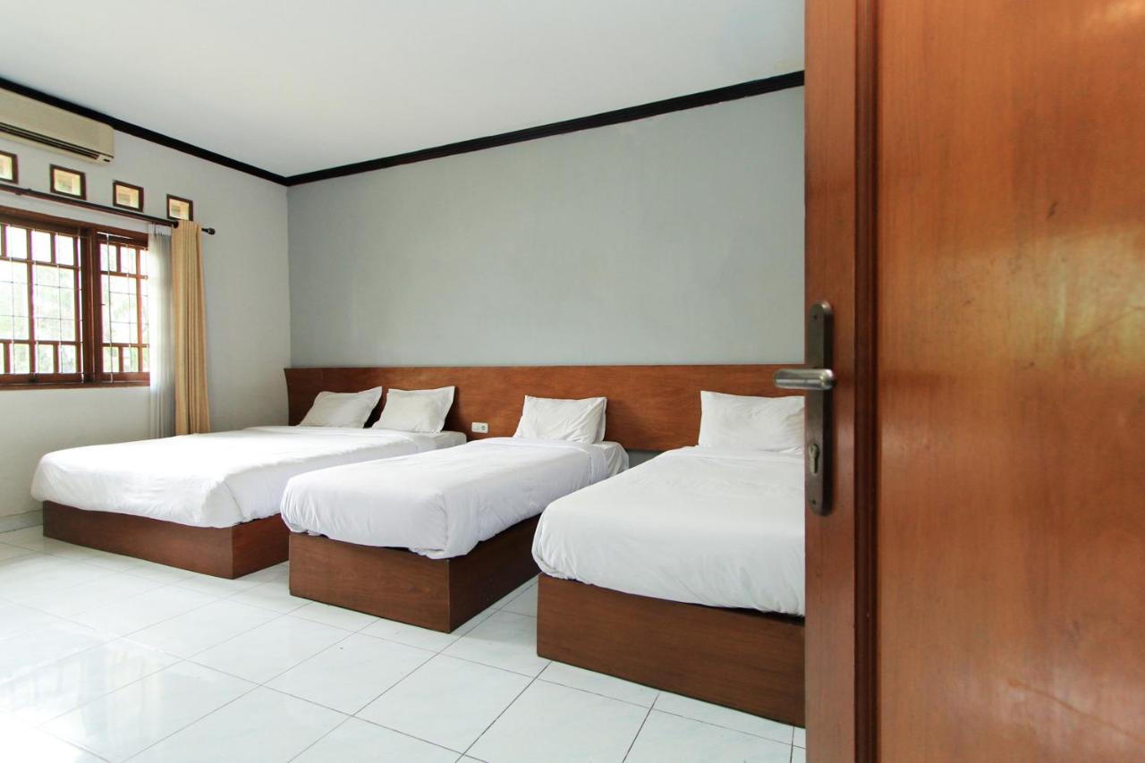 Santo Guest House Tropodo Brebek Zewnętrze zdjęcie