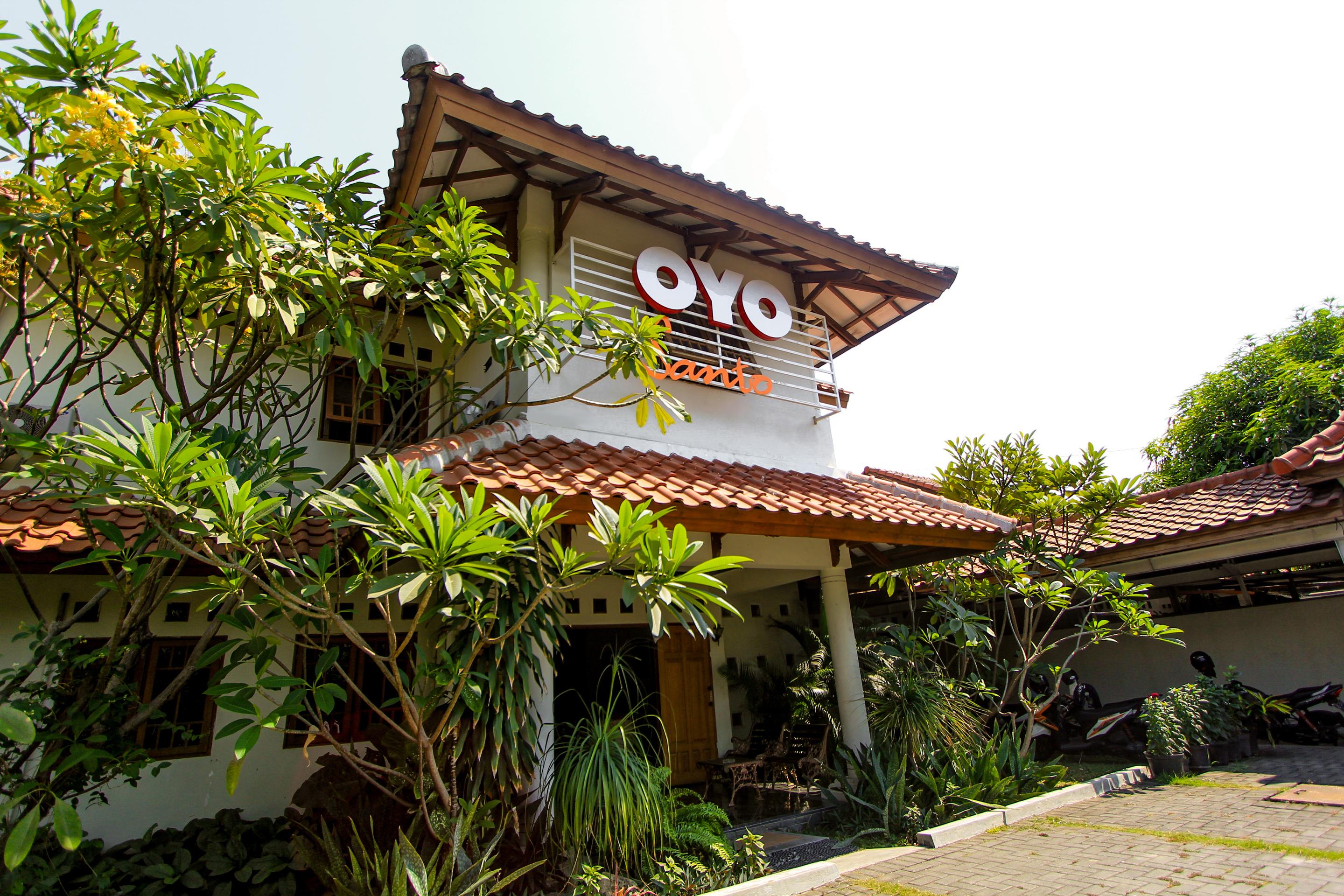 Santo Guest House Tropodo Brebek Zewnętrze zdjęcie