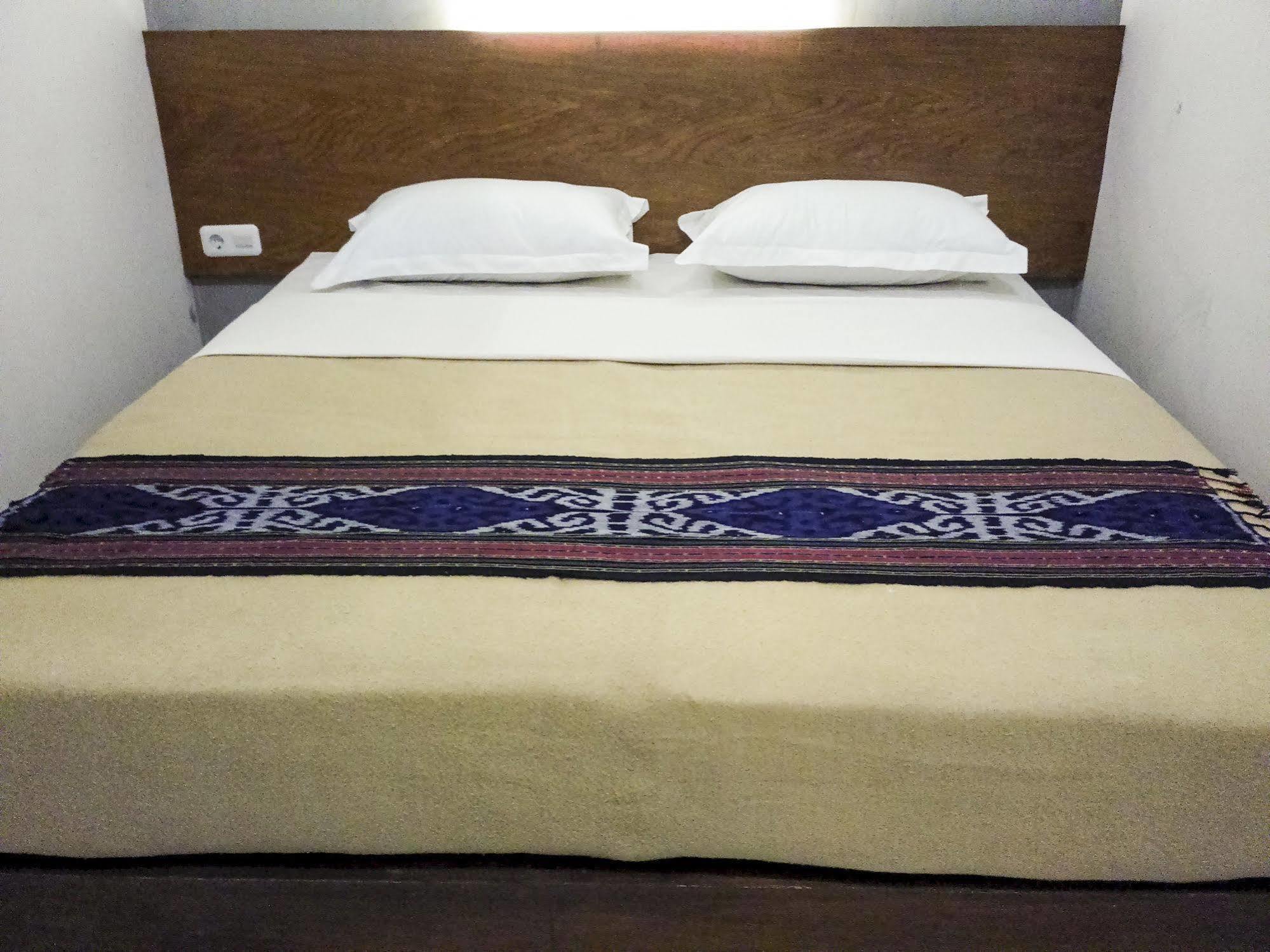 Santo Guest House Tropodo Brebek Zewnętrze zdjęcie