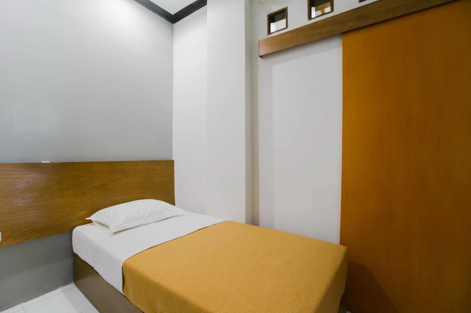 Santo Guest House Tropodo Brebek Zewnętrze zdjęcie
